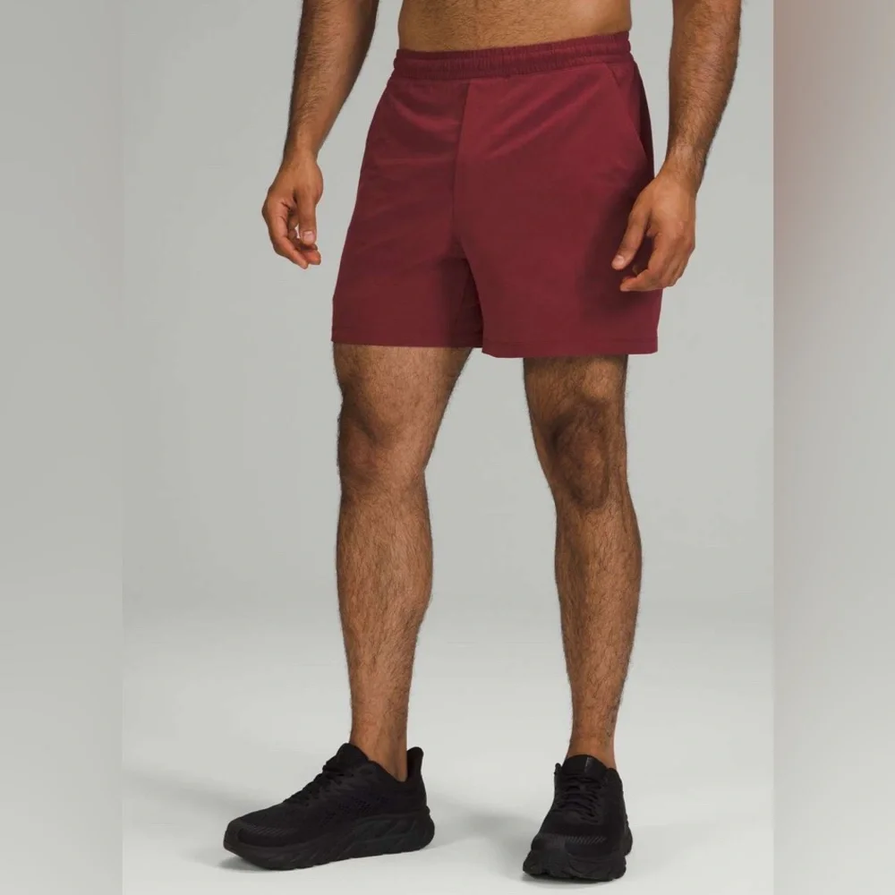 NWOT Lululemon Pace Breaker Lined Short 5" Mulled Wine